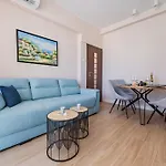 Luxury Seaside 아파트 *